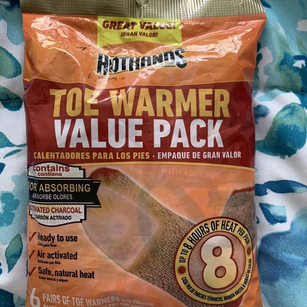HotHands Toe Warmers with Adhesive Safe Natural Odorless Heat(Packet of 6 Pairs)